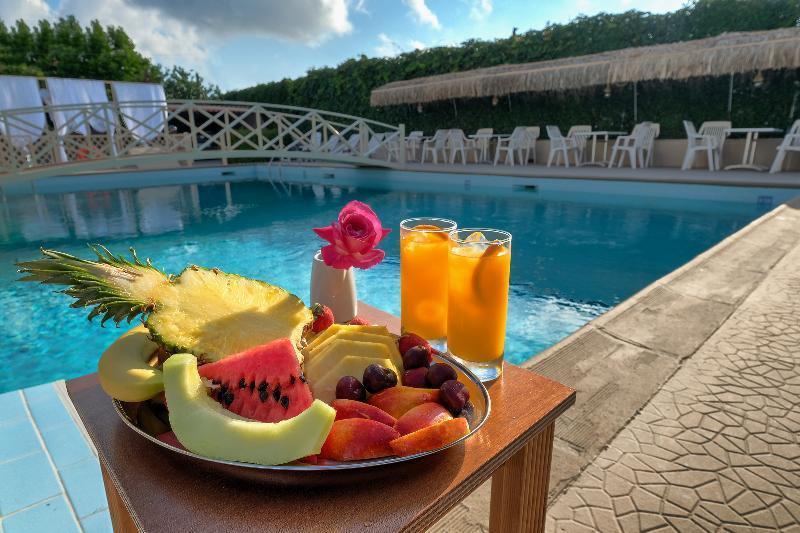 Hotel Taxiarhis Loutra Kyllinis Luaran gambar