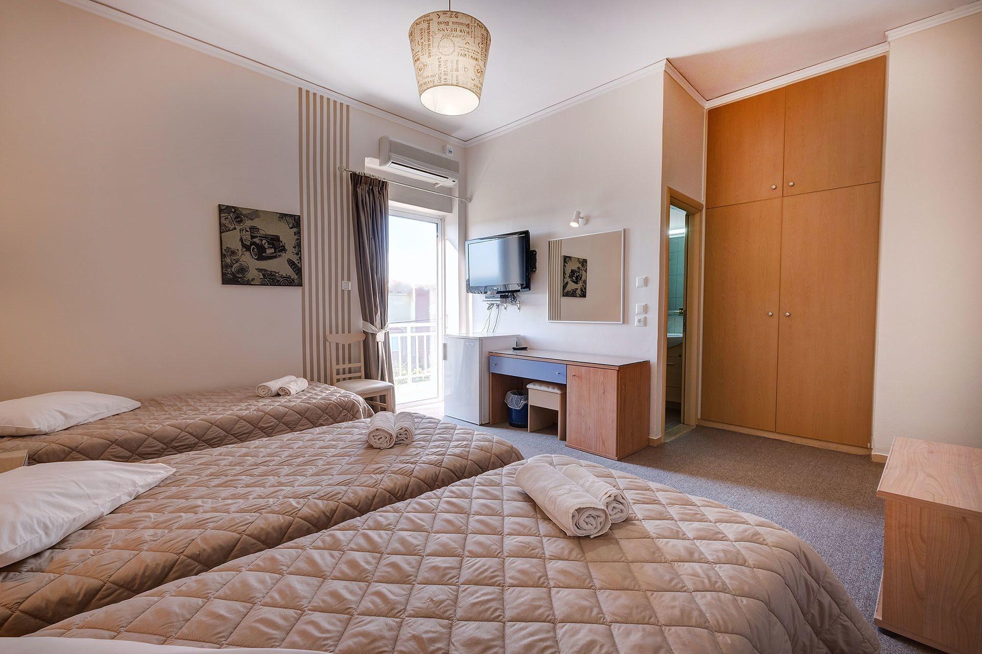 Hotel Taxiarhis Loutra Kyllinis Luaran gambar
