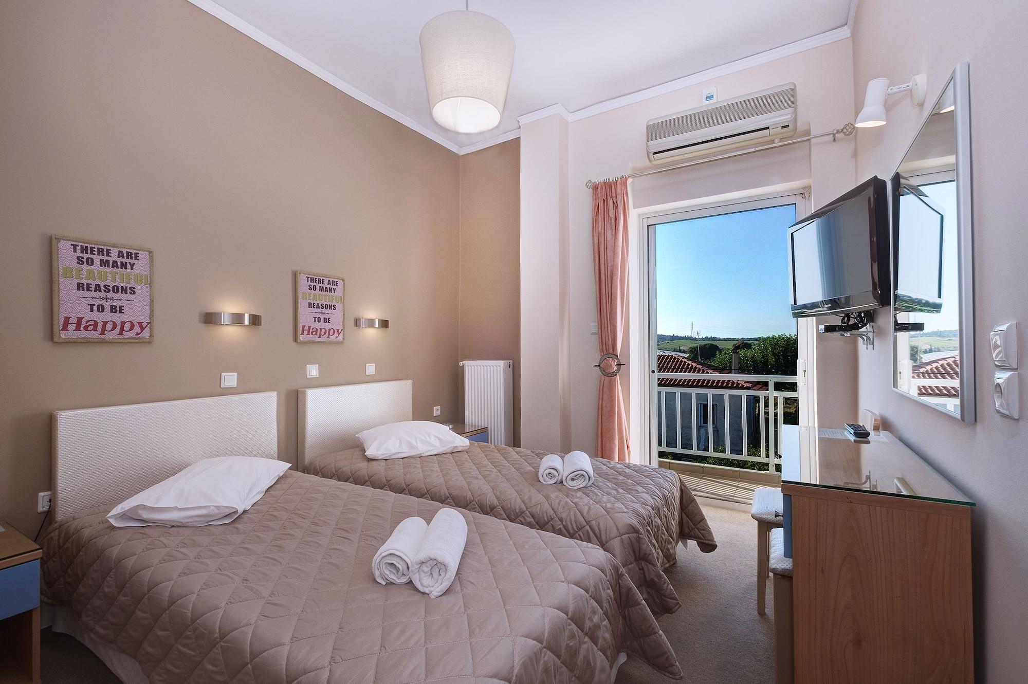 Hotel Taxiarhis Loutra Kyllinis Luaran gambar