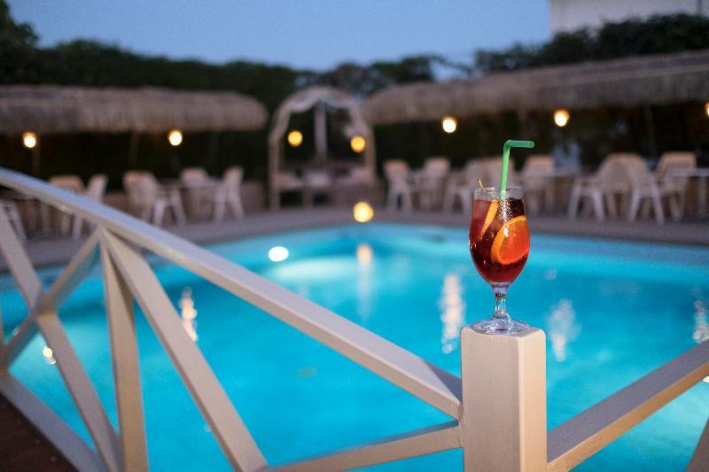 Hotel Taxiarhis Loutra Kyllinis Luaran gambar